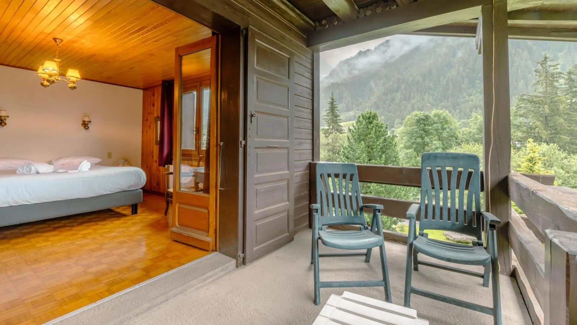 Chalet Riviere - Happy Rentals Chamonix 0*,  France