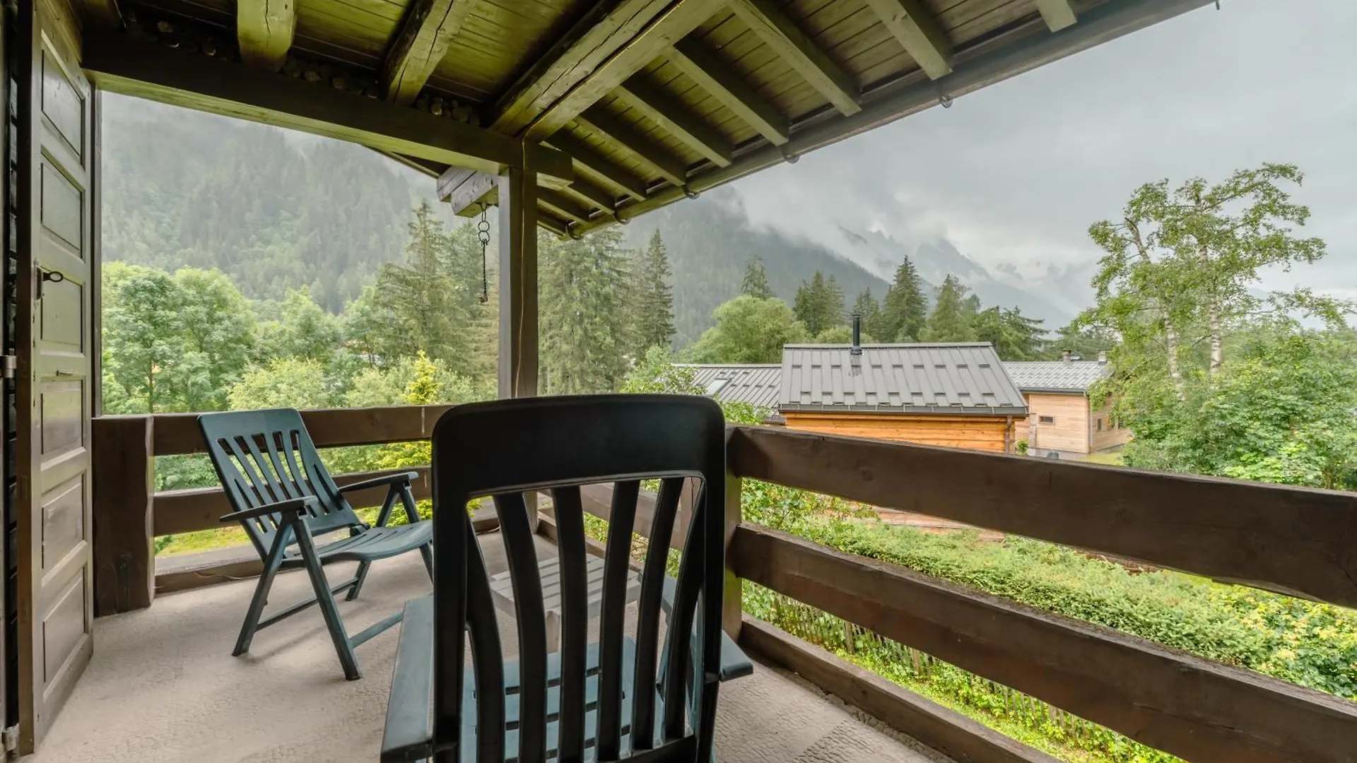 Chalet Riviere - Happy Rentals Chamonix Apartment
